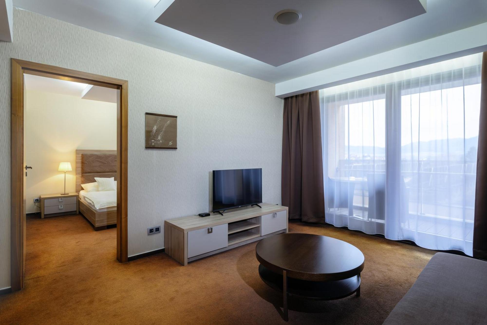 Wellness Hotel Diplomat Rajecke Teplice Luaran gambar