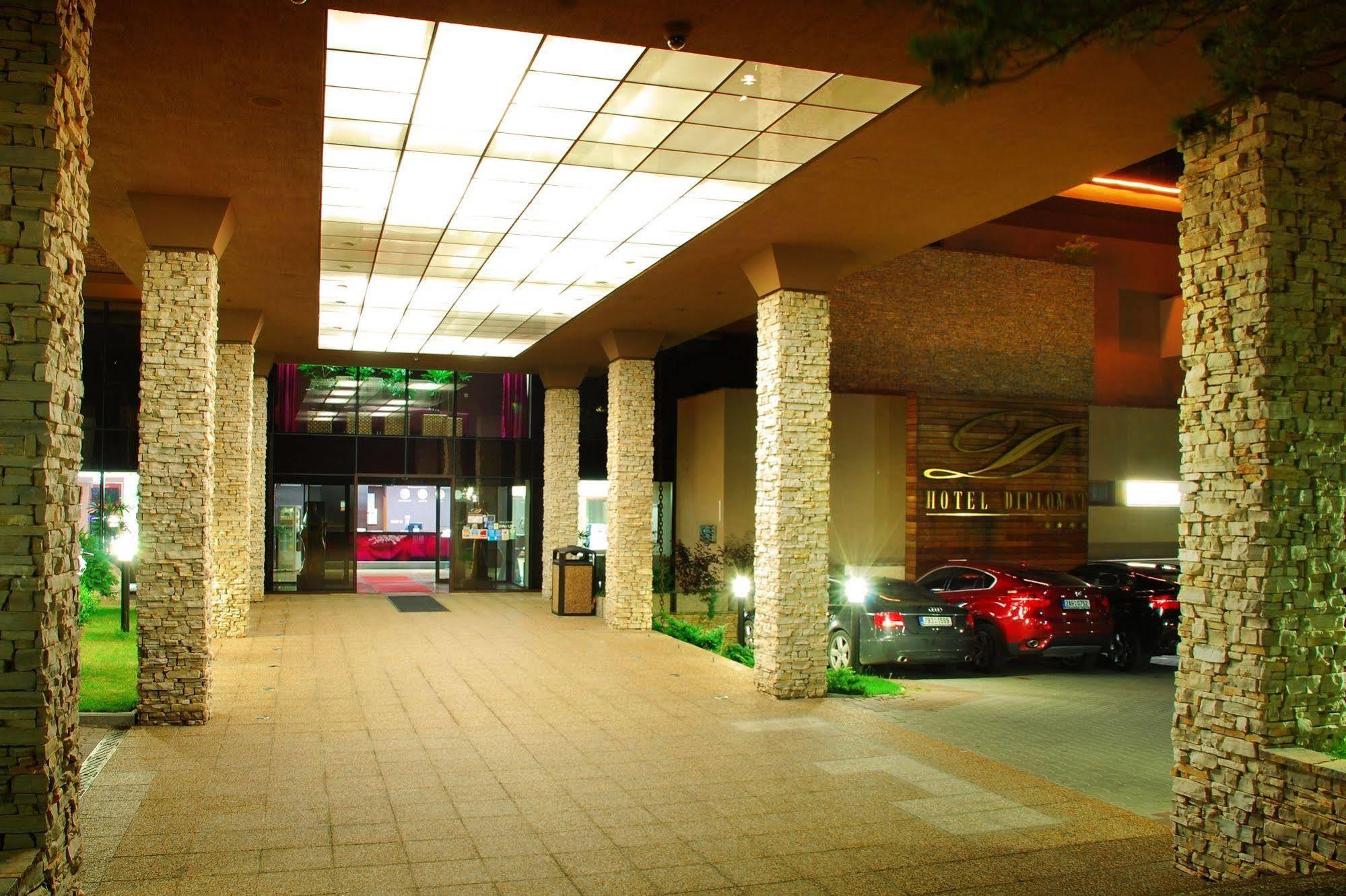 Wellness Hotel Diplomat Rajecke Teplice Luaran gambar