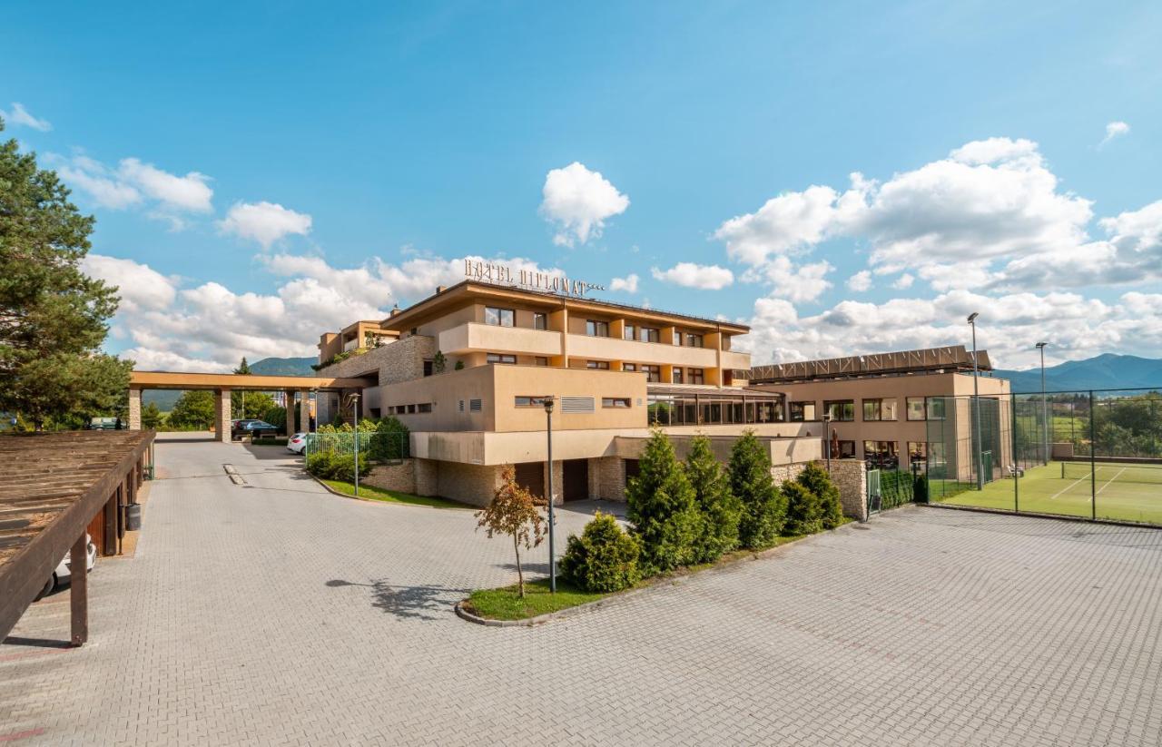 Wellness Hotel Diplomat Rajecke Teplice Luaran gambar