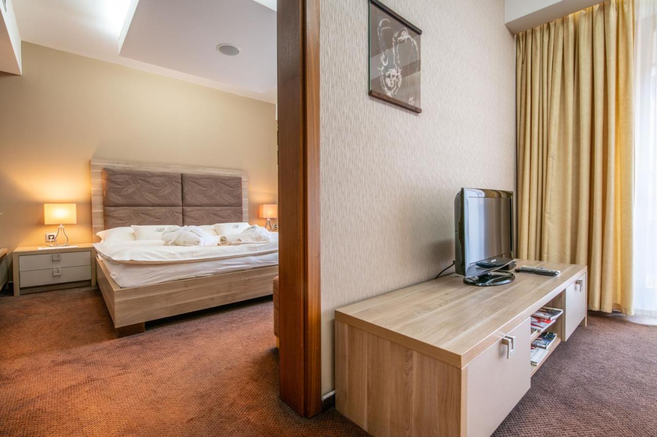 Wellness Hotel Diplomat Rajecke Teplice Luaran gambar